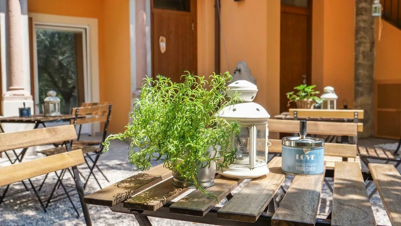 Ca' Due Olivi Apartment Toscolano Maderno Italy