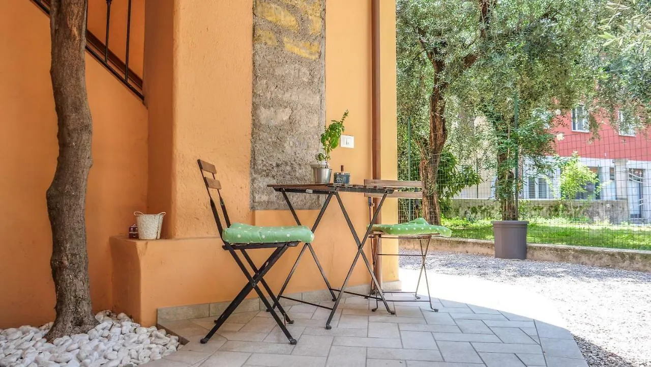 Ca' Due Olivi Apartment Toscolano Maderno